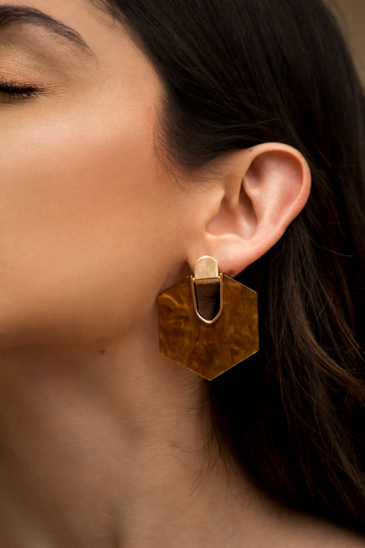 Aretes Macaria