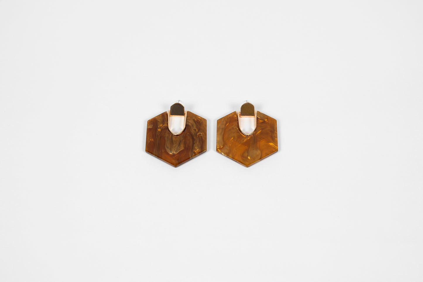 Aretes Macaria