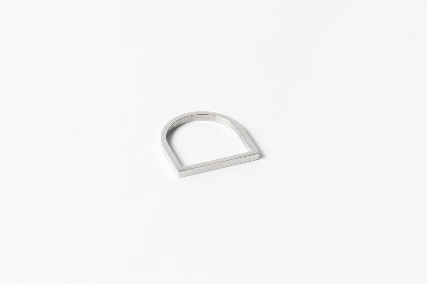 Anillo Inés